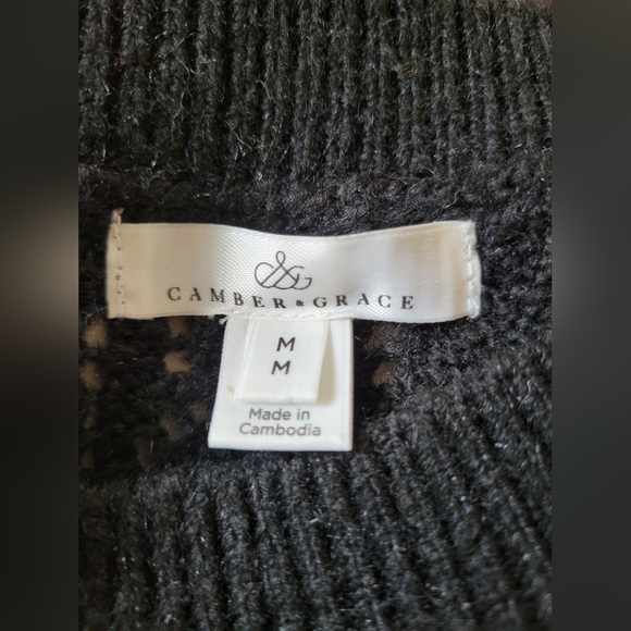 Camber&Grace Sweater - Picture 5 of 7